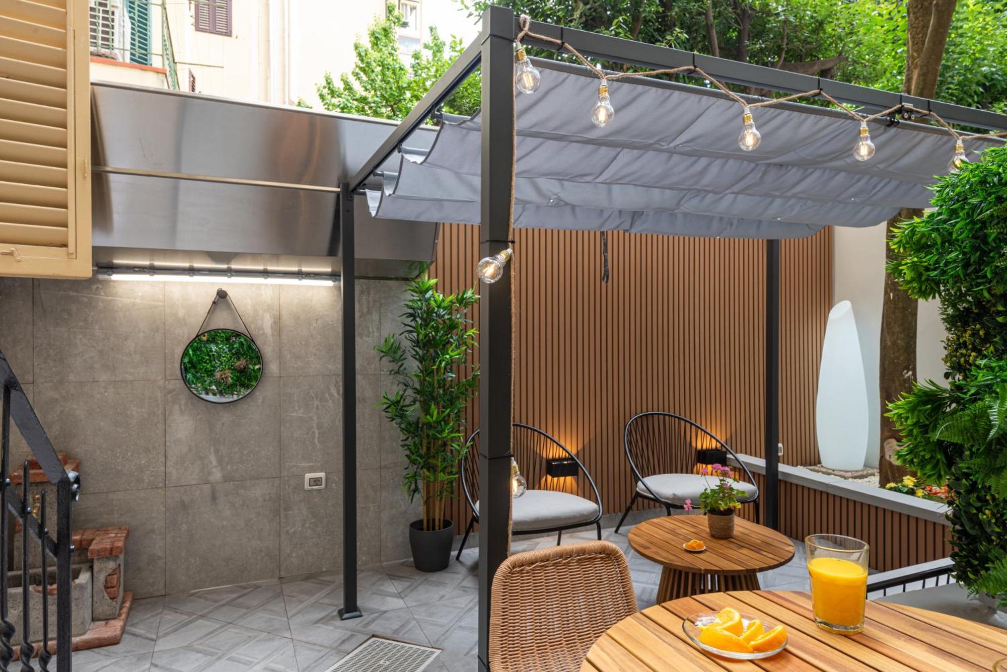Elegante Appartamento Con Giardino Privato, Jacuzzi Nel Cuore Di Firenze Buitenkant foto