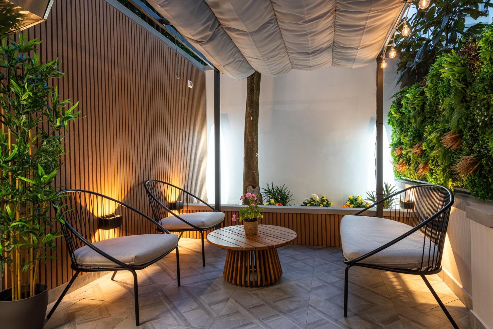 Elegante Appartamento Con Giardino Privato, Jacuzzi Nel Cuore Di Firenze Buitenkant foto